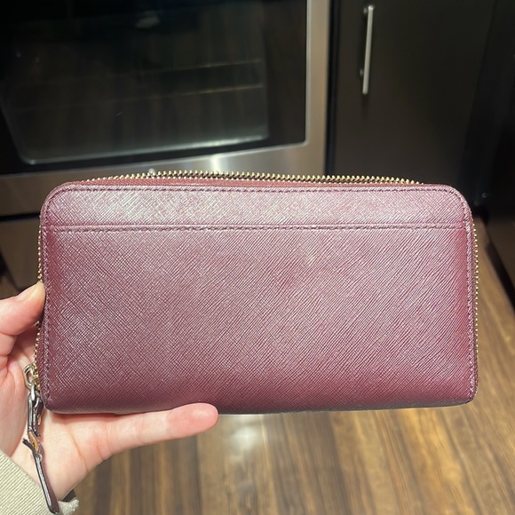 Kate Spade wallet - Picture 3 of 3